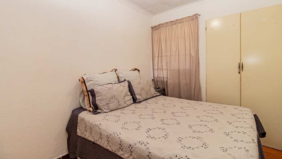 4 Bedroom Property for Sale in Ormonde Gauteng