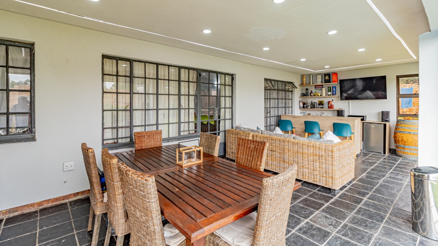 4 Bedroom Property for Sale in Ormonde Gauteng