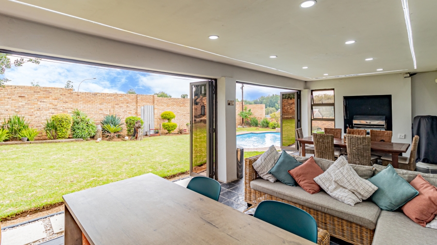 4 Bedroom Property for Sale in Ormonde Gauteng