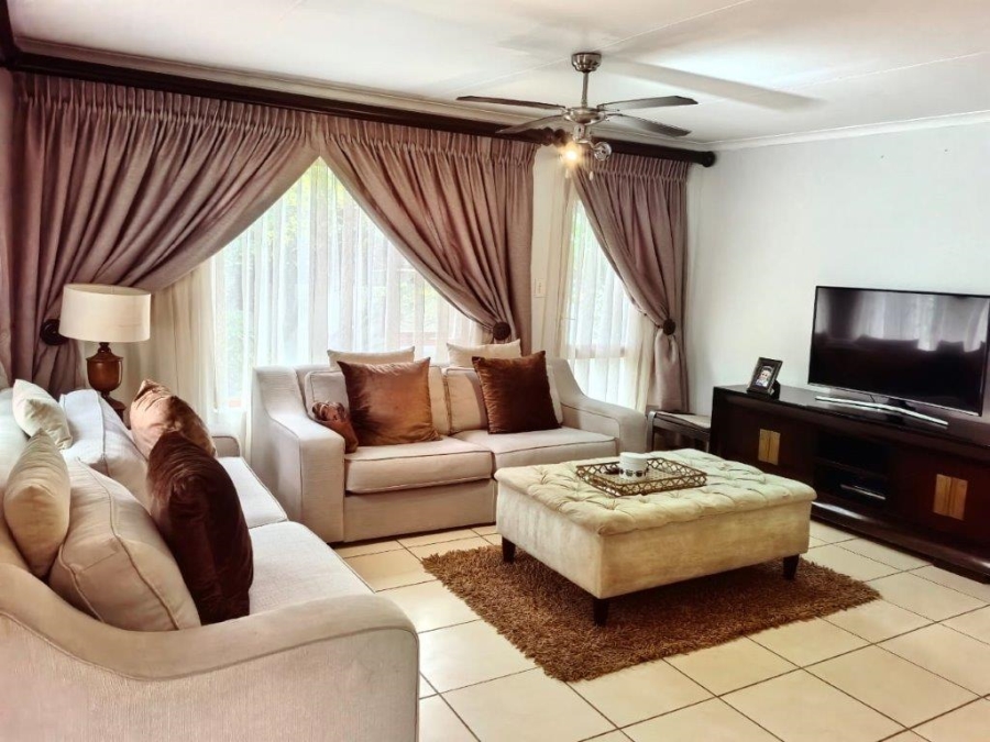 To Let 3 Bedroom Property for Rent in Lonehill Gauteng