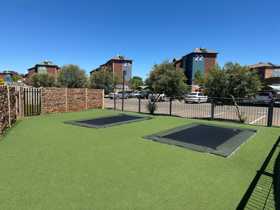 2 Bedroom Property for Sale in Montana Gauteng