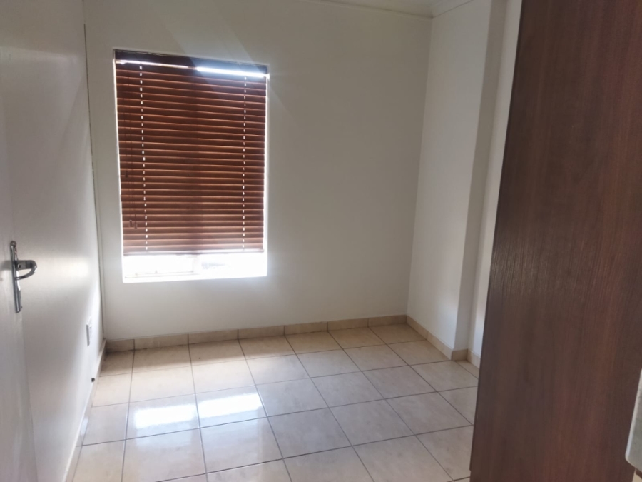 2 Bedroom Property for Sale in Eden Glen Gauteng