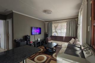 2 Bedroom Property for Sale in Dawn Park Gauteng