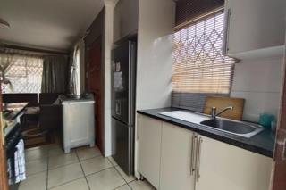 2 Bedroom Property for Sale in Dawn Park Gauteng