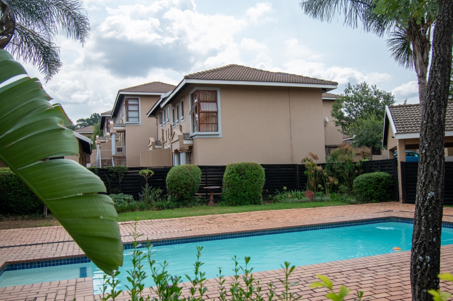 2 Bedroom Property for Sale in Paulshof Gauteng