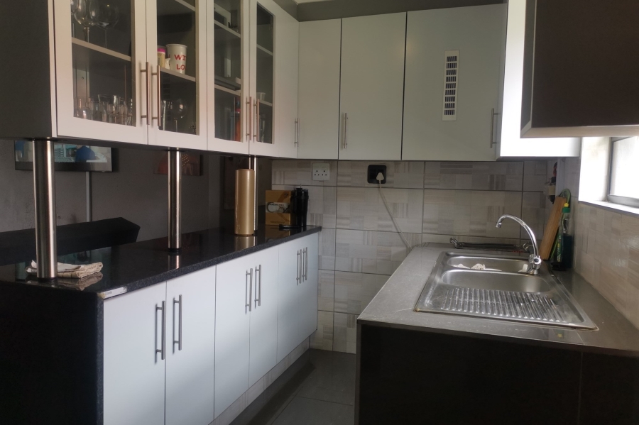 4 Bedroom Property for Sale in Terenure Gauteng