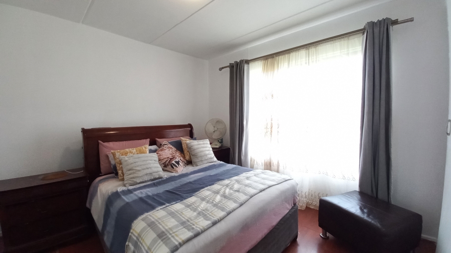 3 Bedroom Property for Sale in Parkrand Gauteng