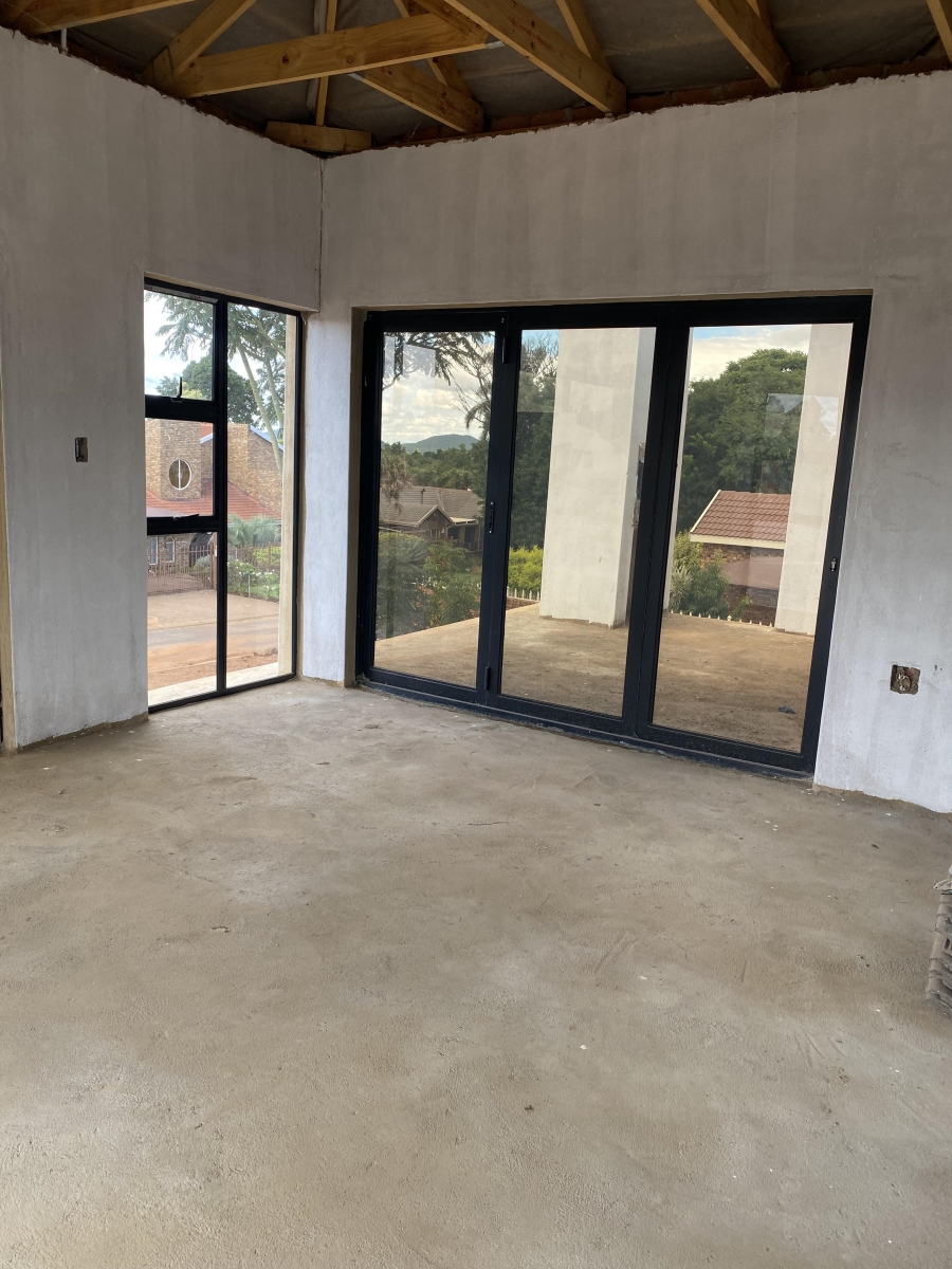 4 Bedroom Property for Sale in Karenpark Gauteng