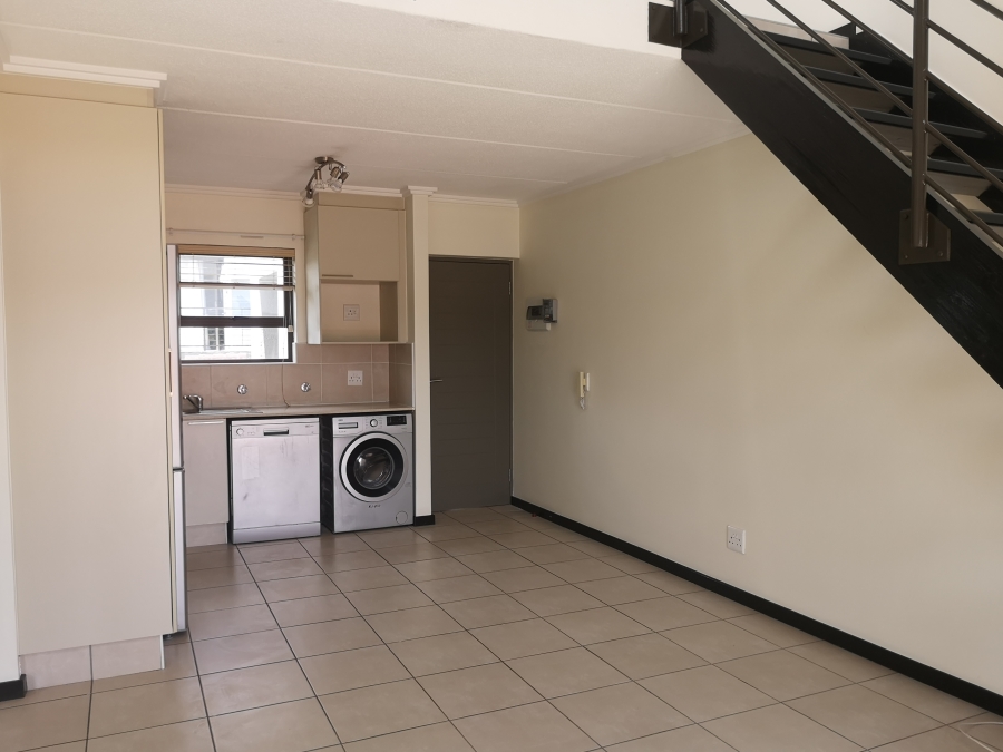 To Let 1 Bedroom Property for Rent in Lonehill Gauteng