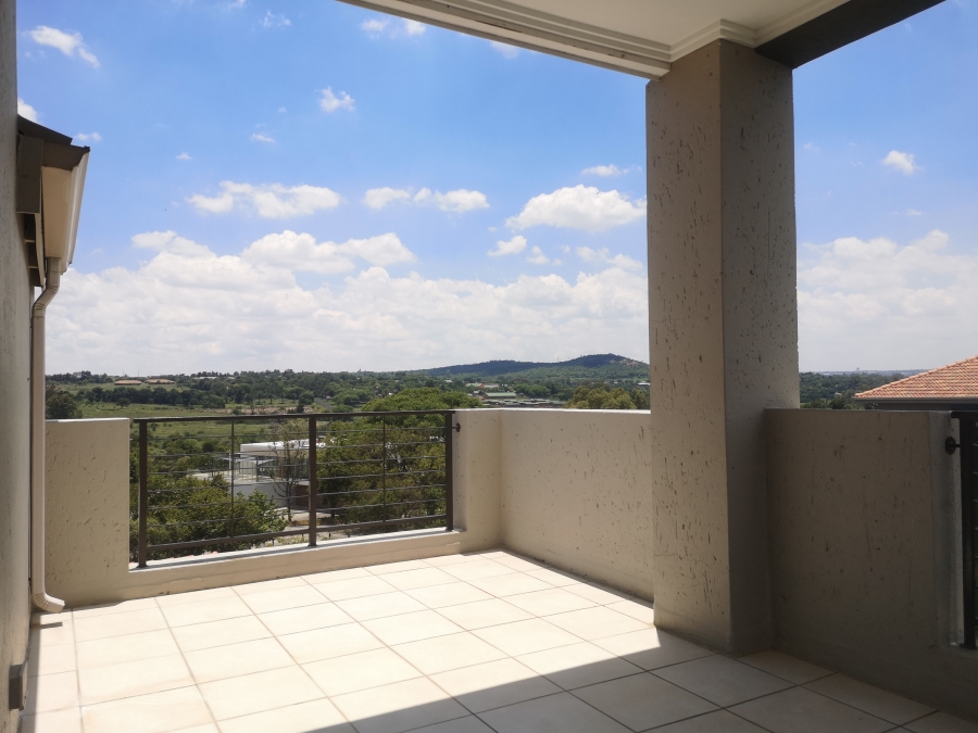 To Let 1 Bedroom Property for Rent in Lonehill Gauteng