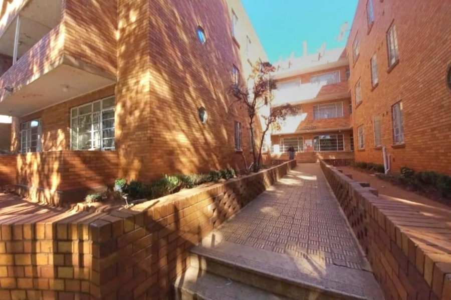 22 Bedroom Property for Sale in Yeoville Gauteng