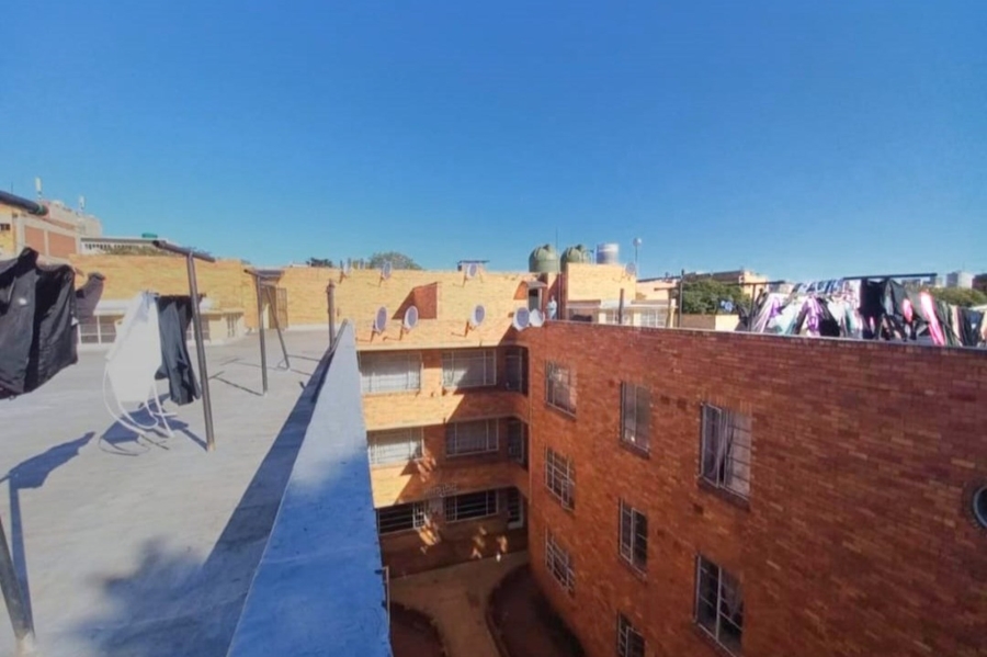 22 Bedroom Property for Sale in Yeoville Gauteng