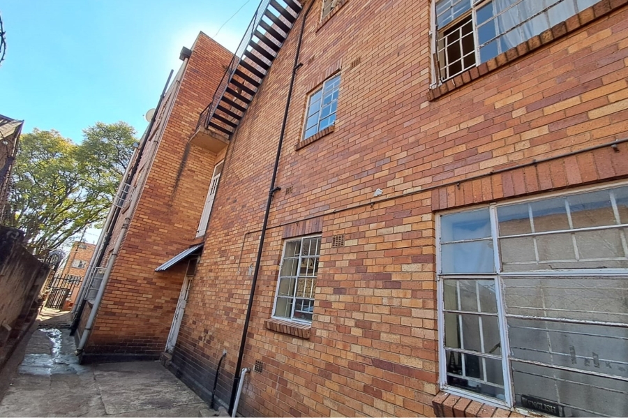 22 Bedroom Property for Sale in Yeoville Gauteng