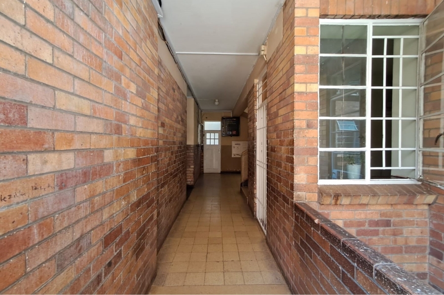 22 Bedroom Property for Sale in Yeoville Gauteng