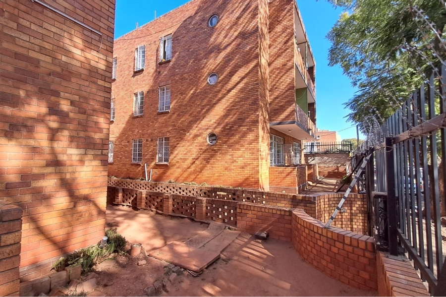 22 Bedroom Property for Sale in Yeoville Gauteng