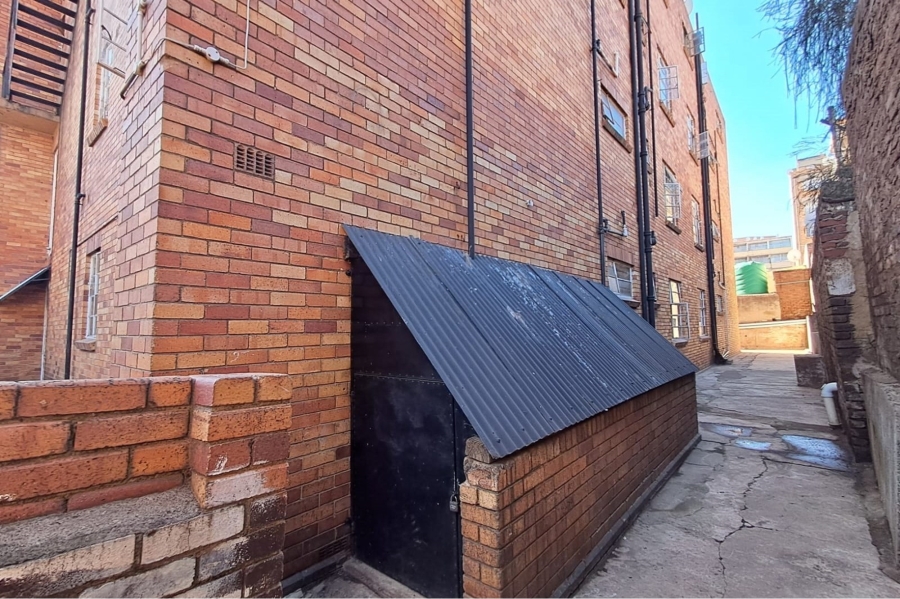 22 Bedroom Property for Sale in Yeoville Gauteng