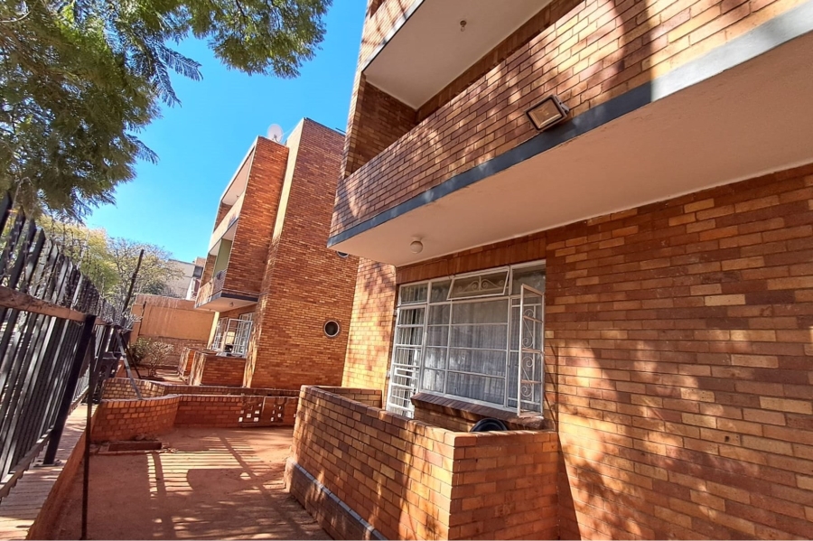 22 Bedroom Property for Sale in Yeoville Gauteng