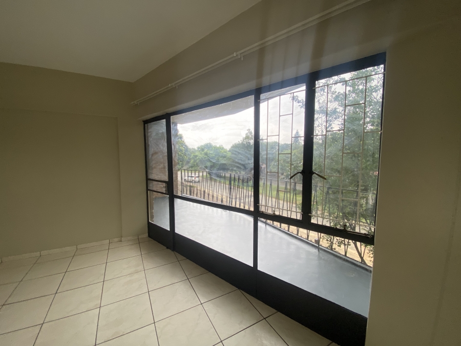 To Let 3 Bedroom Property for Rent in Hurlyvale Gauteng