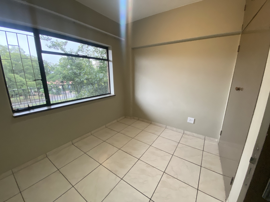 To Let 3 Bedroom Property for Rent in Hurlyvale Gauteng