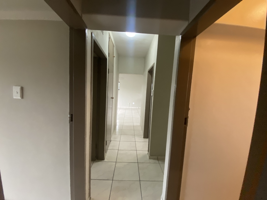 To Let 3 Bedroom Property for Rent in Hurlyvale Gauteng