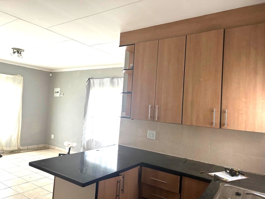 3 Bedroom Property for Sale in Crystal Park Gauteng