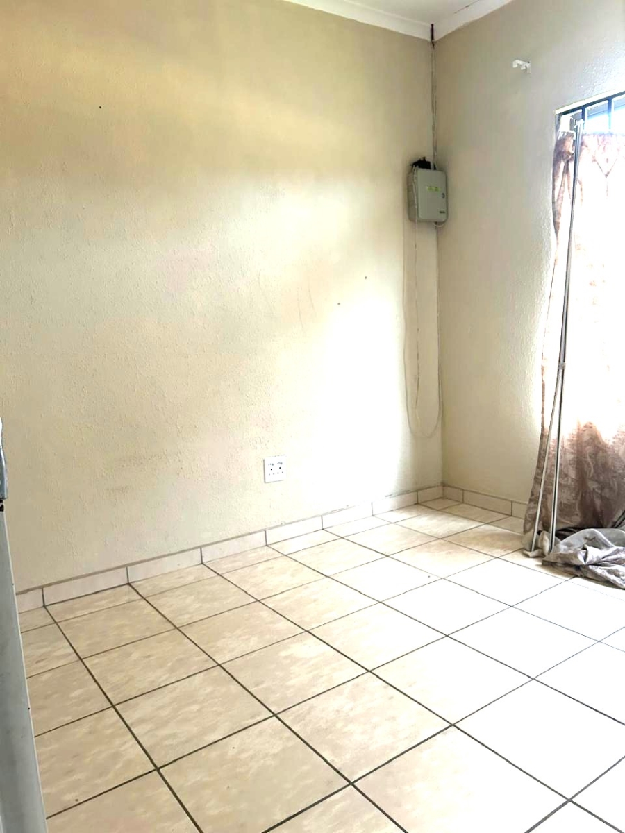 3 Bedroom Property for Sale in Crystal Park Gauteng