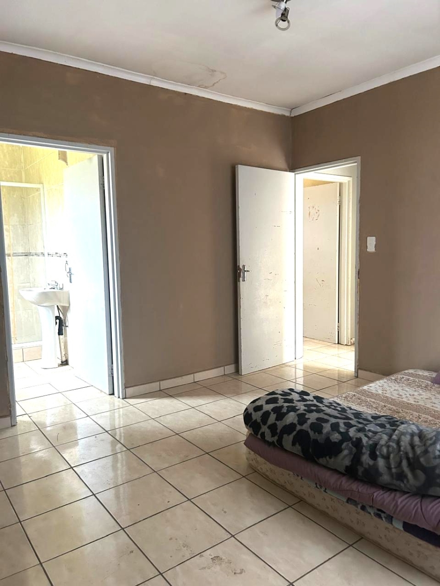 3 Bedroom Property for Sale in Crystal Park Gauteng