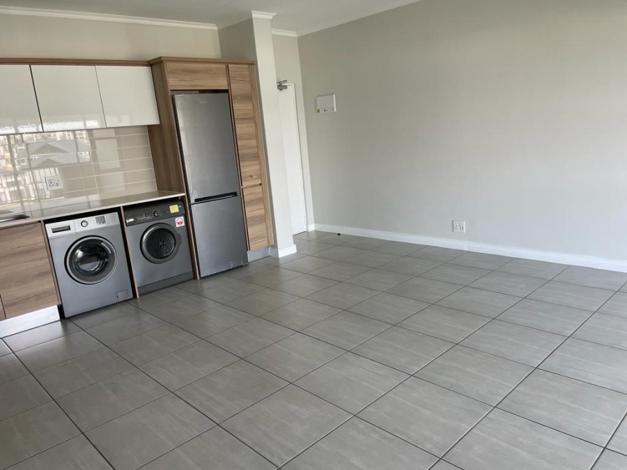 To Let 1 Bedroom Property for Rent in Waterfall Gauteng