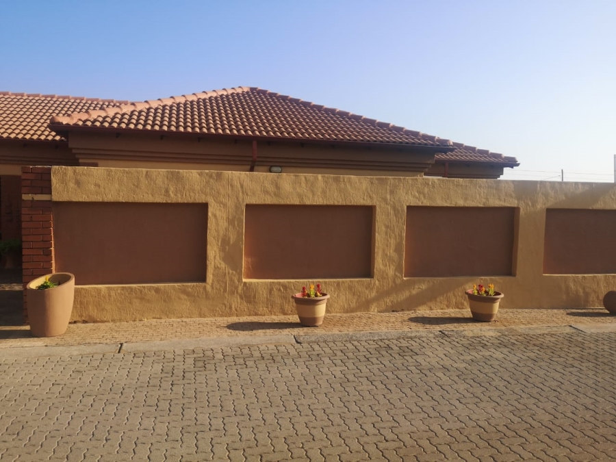 2 Bedroom Property for Sale in Montana Park Gauteng