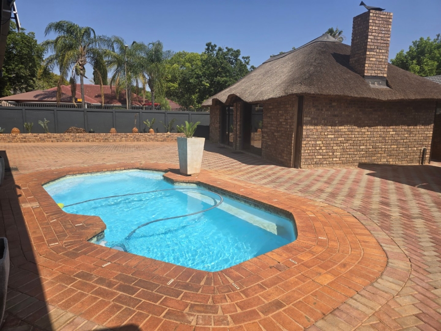 4 Bedroom Property for Sale in Doornpoort Gauteng