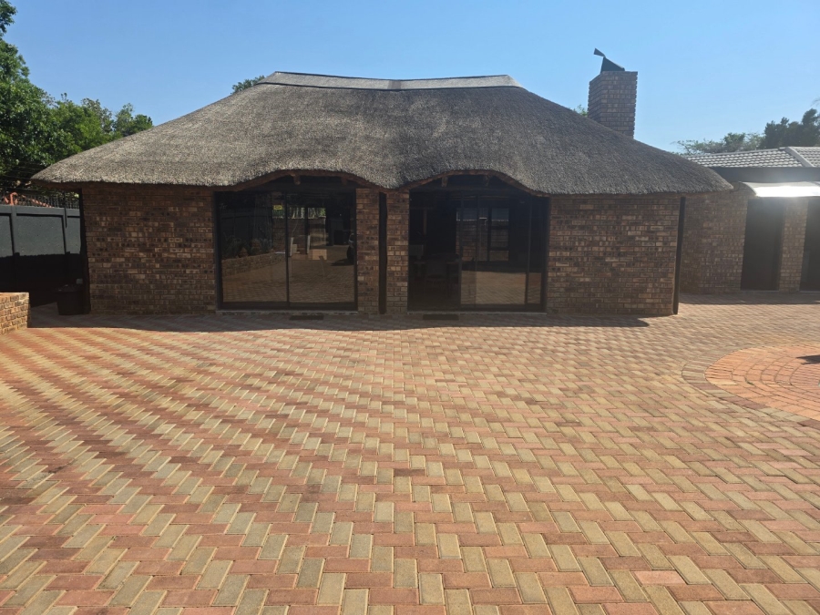 4 Bedroom Property for Sale in Doornpoort Gauteng