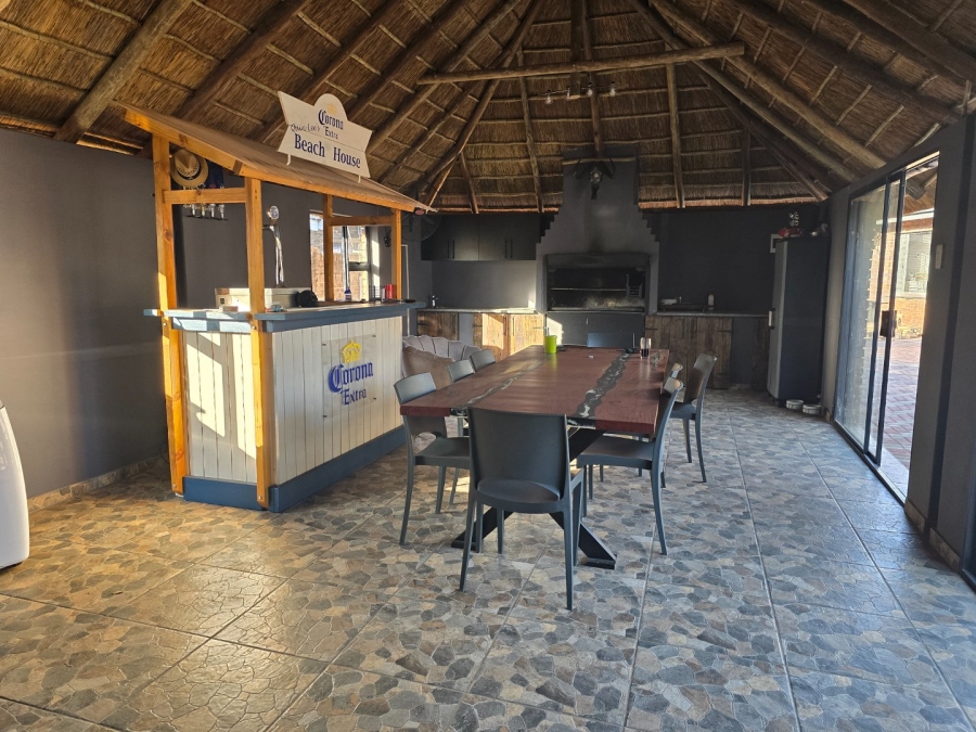 4 Bedroom Property for Sale in Doornpoort Gauteng