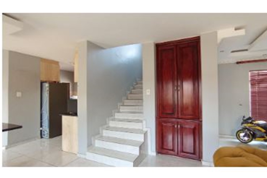 3 Bedroom Property for Sale in Amberfield Heights Gauteng