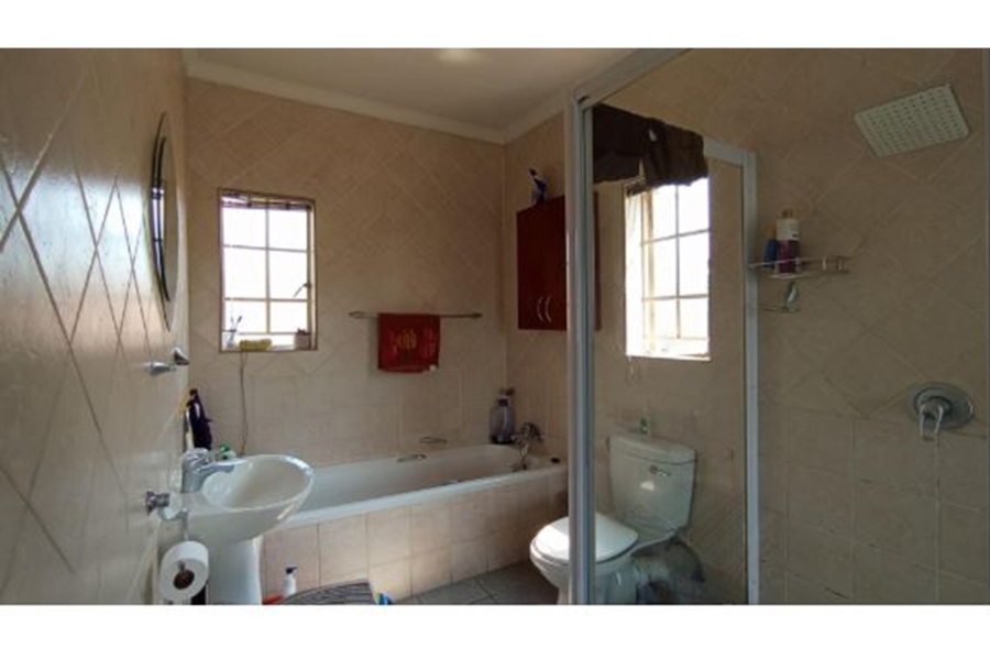 3 Bedroom Property for Sale in Amberfield Heights Gauteng