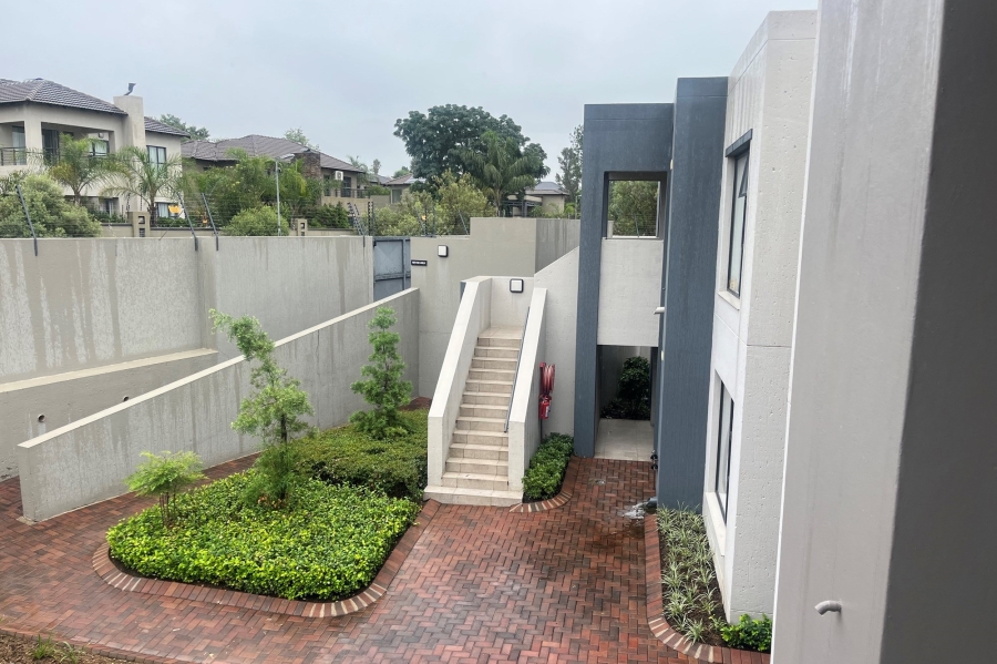 To Let 2 Bedroom Property for Rent in Beverley Gauteng