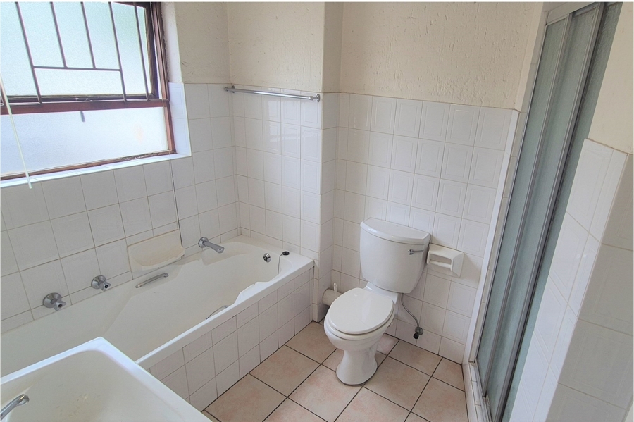 1 Bedroom Property for Sale in Paulshof Gauteng