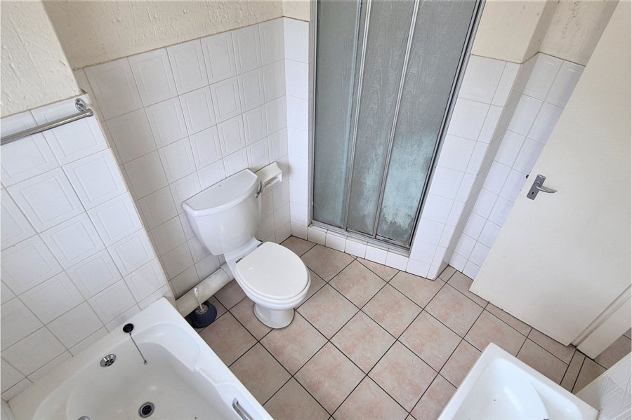 1 Bedroom Property for Sale in Paulshof Gauteng