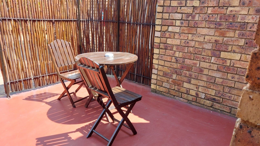 10 Bedroom Property for Sale in Benoni Small Farms Gauteng