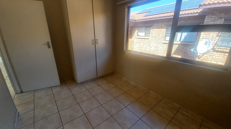 2 Bedroom Property for Sale in Witfield Gauteng