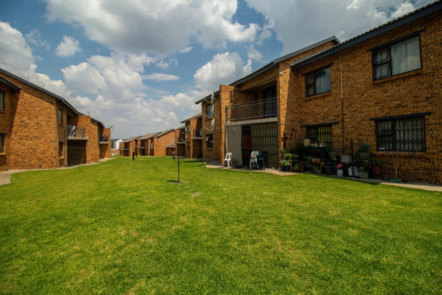 2 Bedroom Property for Sale in Witfield Gauteng