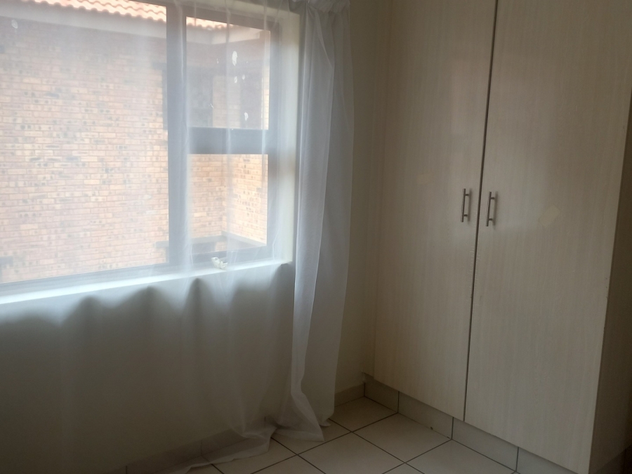 2 Bedroom Property for Sale in Witfield Gauteng