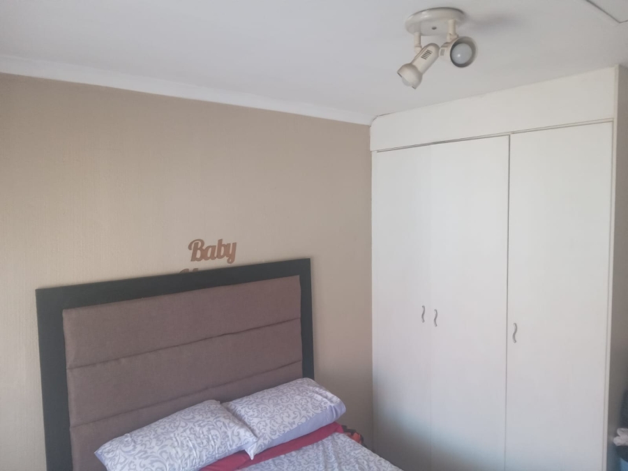 2 Bedroom Property for Sale in Comet Gauteng