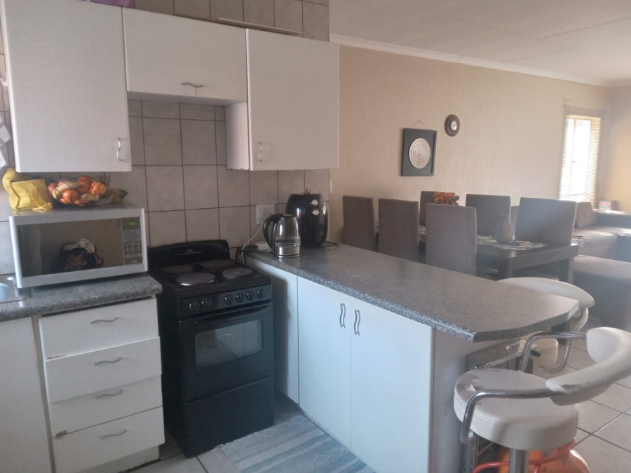 2 Bedroom Property for Sale in Comet Gauteng