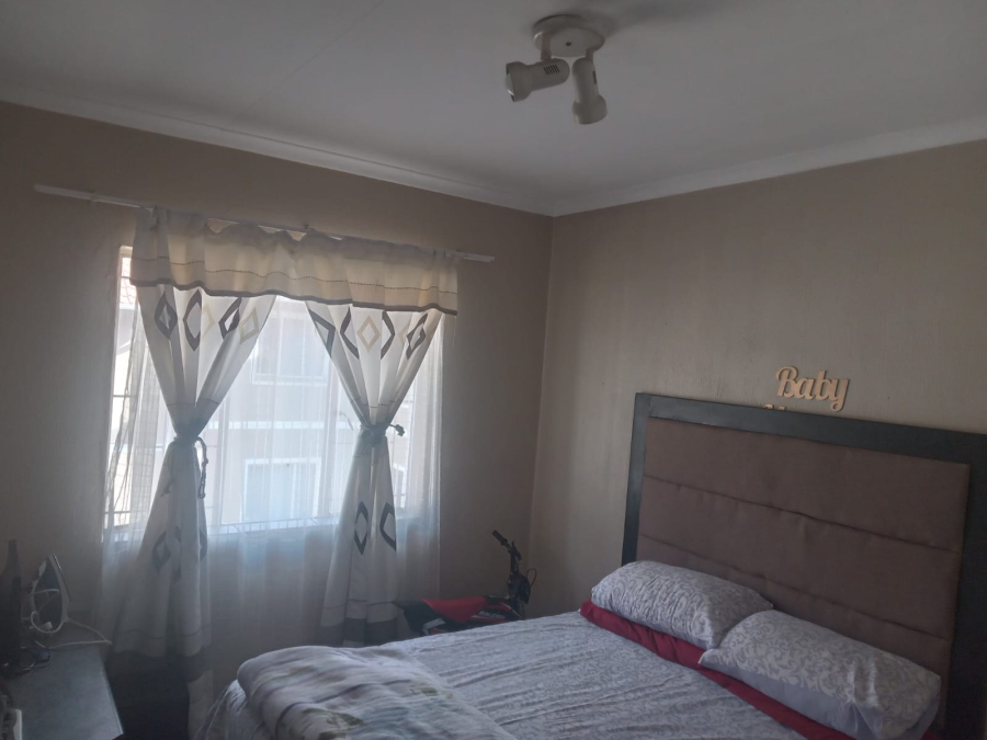 2 Bedroom Property for Sale in Comet Gauteng