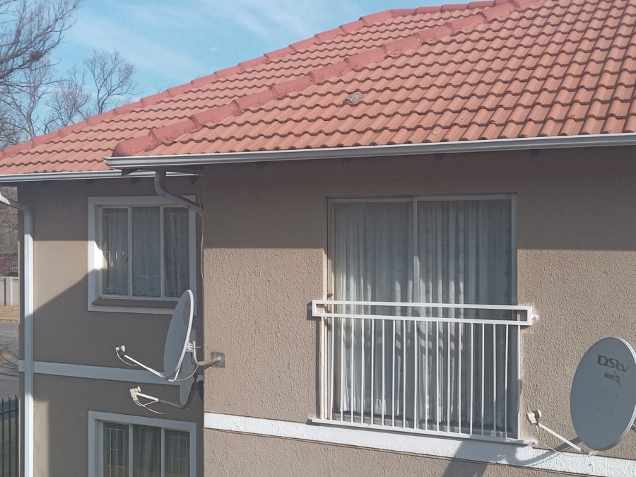 2 Bedroom Property for Sale in Comet Gauteng