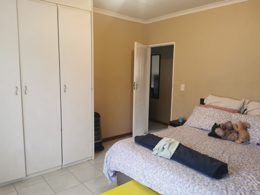 2 Bedroom Property for Sale in Comet Gauteng