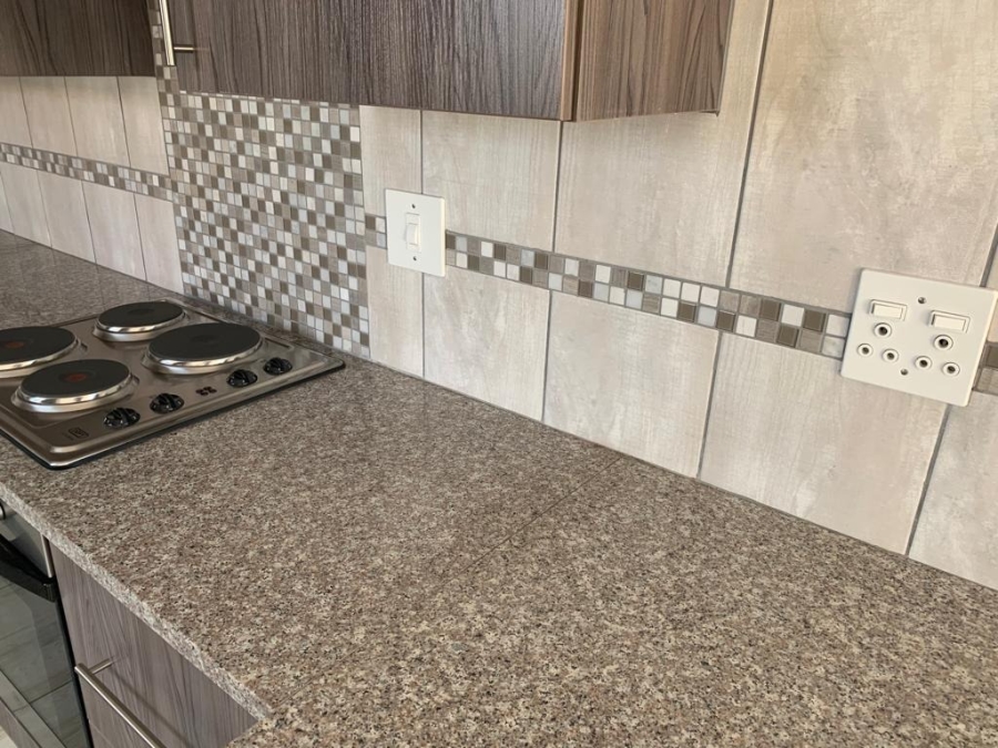 2 Bedroom Property for Sale in Comet Gauteng