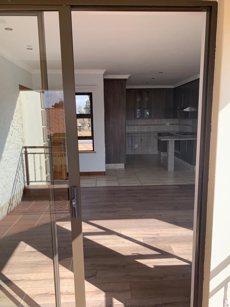 2 Bedroom Property for Sale in Comet Gauteng