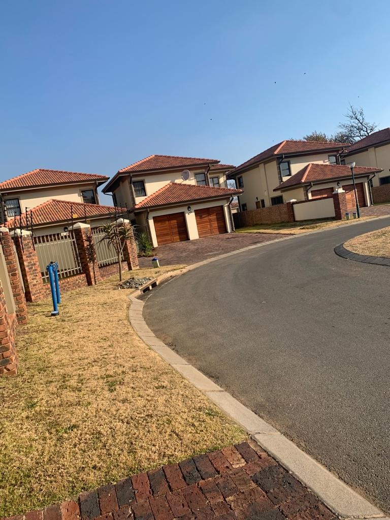 2 Bedroom Property for Sale in Comet Gauteng