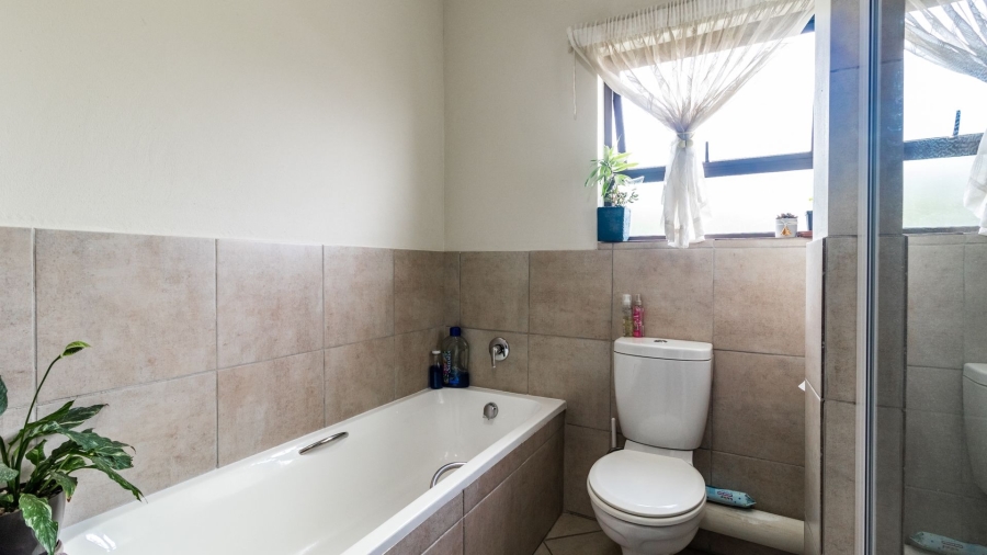 2 Bedroom Property for Sale in Brentwood Gauteng